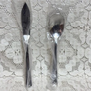 Oneida Lincoln Butter Knife Sugar Spoon Glossy Stainless Steel New 2 Pcs - Picture 1 of 5