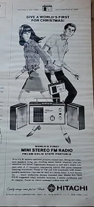 Hitachi 1967 mini estéreo FM estado sólido radio portátil anuncio de Navidad de colección - Imagen 1 de 1