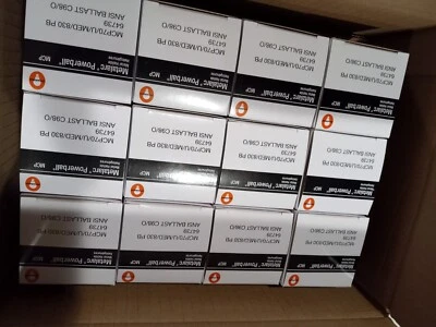 Sylvania MCP70/U/MED/830  Foto 1 de 4