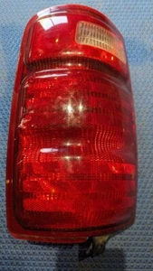 Luz trasera derecha Ford Expedition 1997-2002 pasajero - Imagen 1 de 4