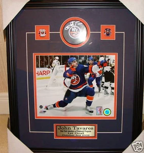 John Tavares NHL Hockey 1st Goal Auto Puck Photo Frame - Picture 1 of 5
