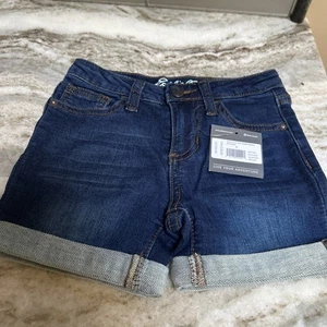 Eddie Bauer NWT Girls Size 6 Dark Blue Shorts Flex Knit Denim Stretch Rolled - Picture 1 of 6