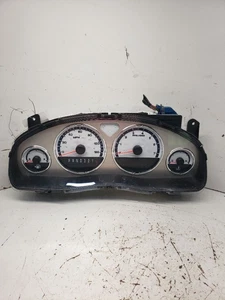 Speedometer Cluster MPH Opt UH9 Fits 05-07 RELAY 1353004 - Picture 1 of 10