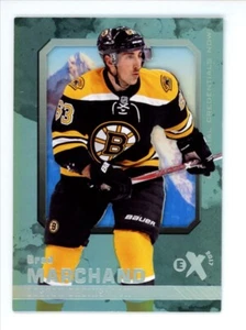 2016-17 FLEER SHOWCASE eX BRAD MARCHAND CREDENZIALI ESSENZIALI ORA #ED 12/18 RARO - Foto 1 di 2