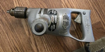 Vintage Sioux 1/2in Ball Bearing Electric Drill with D Handle 1525 4.5 Amp - Image 1 of 4