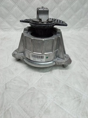 GENUINO MERCEDES 231240101764 Montaje Motor Mercedes-Benz SL550 Foto 1 de 3