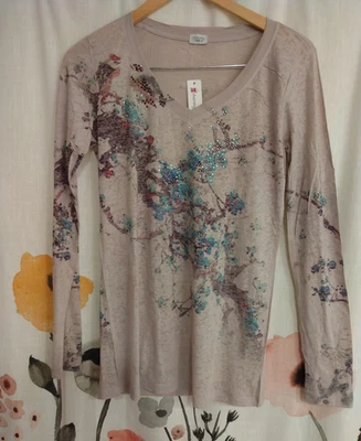 NWT Charming Charlie gray sheer burnout bedazzled jewel stud top size medium - Image 1 of 4