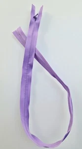 Brand New YKK ZIP Lilac colour, 55 cm length YKK colour ref. 553 - Picture 1 of 2