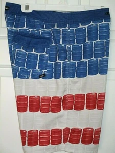 O'Neill Herren rot weiß blau Bierfass Flagge Board Short Badehose - Größe 34W - Bild 1 von 4