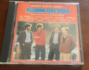 Gli Alunni Del Sole “Anno dopo Anno…” 1990 Cd Compilation - Foto 1 di 3