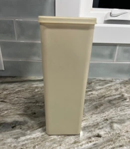 Vintage Tupperware Cheese Keeper With Tray And Lid - Picture 1 of 4