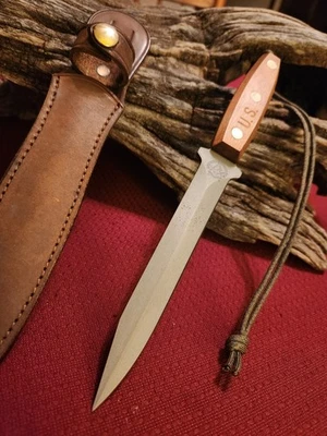  Johm Ek Commando,WD-8 英寸猪贴纸 Richmond VA(罕见非对称尖版) — 第 1/4 张图片