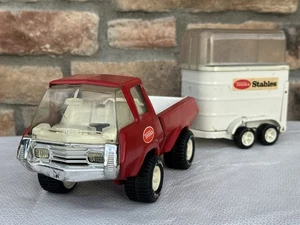 Tonka Stables Red Pickup Truck & Horse Trailer 1974/1975 Pressed Steel Toy - Picture 1 of 8