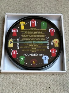 ARSENAL HONOURS LIST QUARTZ WALL CLOCK - Picture 1 of 5