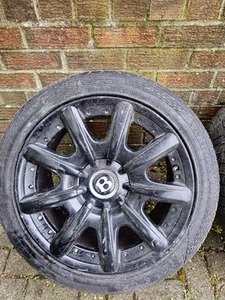 4 leghe originali Bentley Mulliner 9 raggi con pneumatici, 3x tappi + distintivo 9J x 19" - Foto 1 di 8