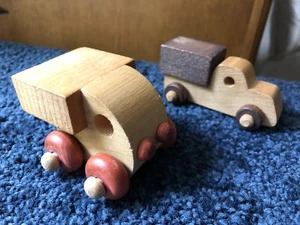 Lot 2 Vintage The Montgomery Schoolhouse Inc. vermont Wooden Farm & Tank TRUCK - Picture 1 of 4
