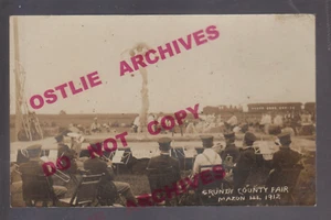 Mazon ILLINOIS RPPC 1912 ACRÓBATAS INTERPRETANDO Banda CARNAVAL Midway FAIR IL - Imagen 1 de 4