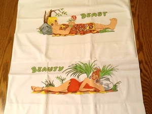 Fundas de almohada vintage 'La Bella y la Bestia' tela pintadas a mano 19"x31" novedad divertida - Imagen 1 de 7