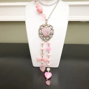 Tarina Tarantino necklace Western heart pink Swarovski Lucite hearts silvertone - Picture 1 of 8