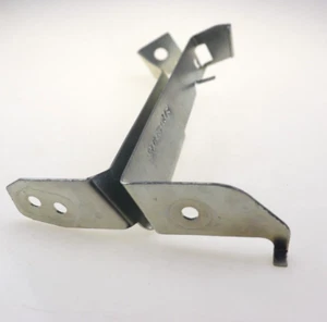 For 2045241440 Mercedes Benz C300 C350 E550 CLS550 Right Undercar Shield Bracket - Picture 1 of 5