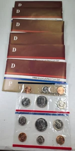 ☆1 Set from Lot☆ 1984 P D Uncirculated Coin Set - Picture 1 of 1