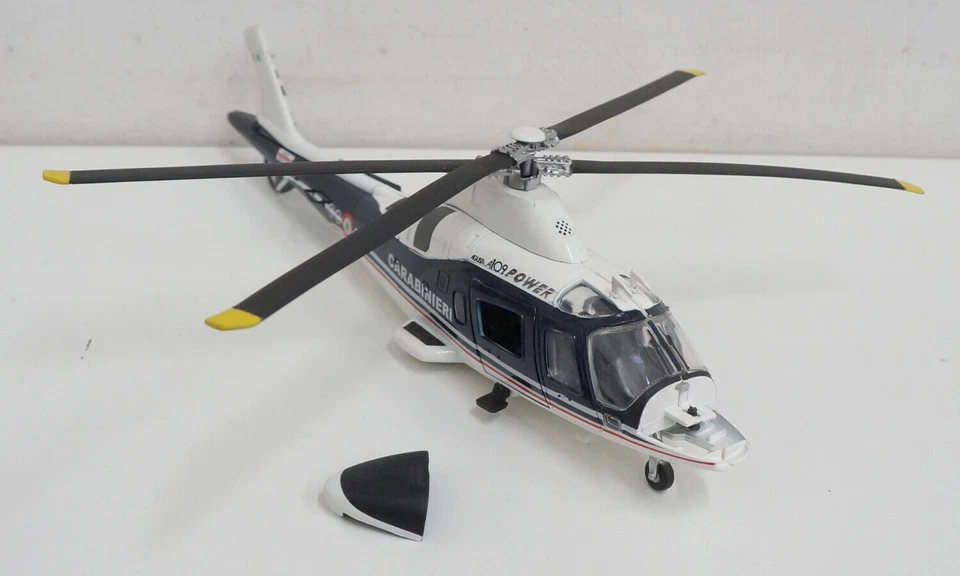 Elicottero Carabinieri Agusta A109 Power New-Ray. DANNEGGIATO!! Scala 1:43 Di... - Immagine 1 di 4