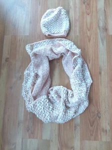 ❤️🌸🙋🏼♀️ Mütze und Loopschal rosa weiß Tom Tailor Strick sehr weich 👒🎩🧢 - Bild 1 von 3