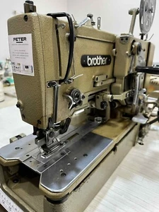 Brother industrial button hole machine - Picture 1 of 6