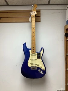 Fender American Ultra Stratocaster Chitarra elettrica - Blu Cobra - Foto 1 di 6