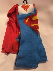 Bioworld Calze Uomo Crew DC Comics Superman Con Mantello Vestibilità Taglia 6-12 Novità - Foto 1 di 3