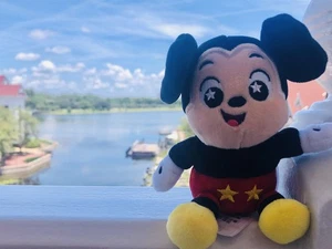2025 Disney Parks Wishables Shimmer Plush Mystery Box MICKEY MOUSE Only No Box 2 - Picture 1 of 1