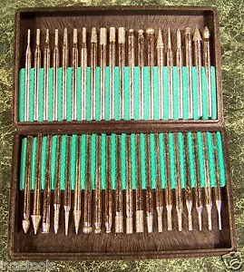 SET BAVA TESTA DIAMANTE GAMBO 40 pz 1/8 pollici con custodia nuova lucidatura sabbia Dremel - Foto 1 di 1