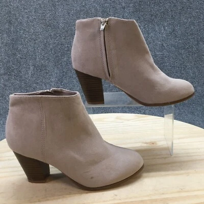 Old Navy Boots Womens 8 Sidewalk Ends Ankle Booties Block Heels Beige Faux Suede - Image 1 of 4