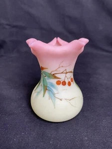 #2 THOMAS WEBB & SONS HAND PAINTED VICTORIAN QUEENS BURMESE WARE CABINET VASE - Picture 1 of 7