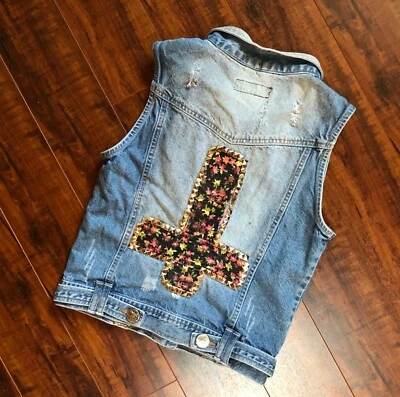 BoHo Rocker Chic Distressed Floral Cross Jean Denim Vest Top Juniors L - Image 1 of 4