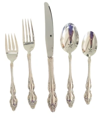 Vintage Oneida 1881 Rogers Silver-plate 1967 Baroque Rose 5 Pcs Place Setting - Image 1 of 4