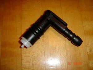 OEM Saab 900, 9000, 9-3, or 9-5 Fuel Pump/Sending Assembly One-Way (In) Nipple - Bild 1 von 1
