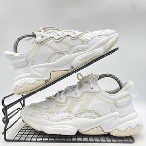 Adidas Ozweego Triple Weiß Turnschuhe Größe UK 7 Herren Leder Fitness Laufen Chunky - Bild 1 von 8
