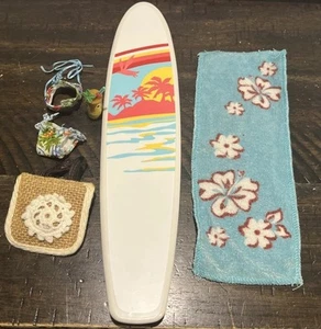 Bratz Sun-Kissed Summer Dana Doll Surfboard Towel, Bag Bathing Suit 2004 - Picture 1 of 6