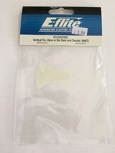 E-Flite BMCX vertikale Finne leuchtet im Dunkeln ohne Aufkleber, EFLH2228GL NEU IN VERPACKUNG - Bild 1 von 1