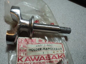 1966-76 KAWASAKI A1 A7 KH H1 F4 HANDLEBAR HOLDER LOWER NOS OEM 46012-007 - Picture 1 of 3