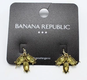 New Pair of Gold Tone Dangle Rhinestone Earrings from Banana Republic #BRE22 - Picture 1 of 1