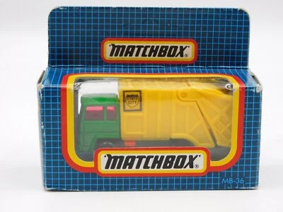Matchbox Superfast Refuse truck 80s MB-36 in BOX China - Immagine 1 di 3