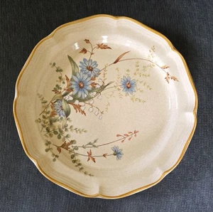 MIKASA ~ BLUE DAISIES ~ EB 804 ~ MEAT PLATTER ~ 12.5" Diameter - Picture 1 of 4
