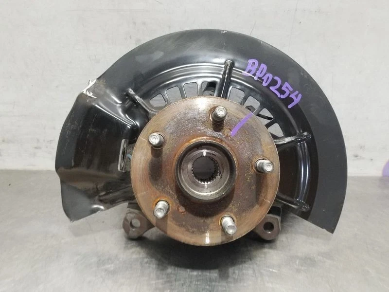 2019-2023 Toyota RAV4 FWD Front Right Passenger Spindle Knuckle Assembly Oem - Image 1 of 4