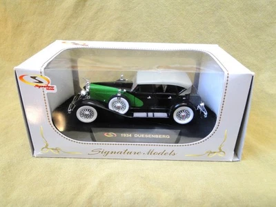 Signature Models: 1934 Duesenberg Black/Green Diecast - Image 1 of 4
