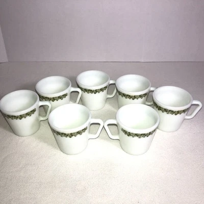 7 tazas de café vintage Pyrex Crazy Daisy Spring Blossom No. Mango 1410 “D” Foto 1 de 4