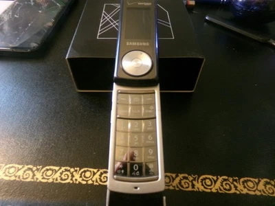 Samsung Juke SCH-U470 Navy Blue Verizon Flip Phone Compact Style Preowned Untest - Image 1 of 2