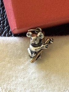 CIONDOLO JAMES AVERY KOALA 3D BRONZO E ARGENTO STERLING RITIRATO NUOVO CON SCATOLA - Foto 1 di 8
