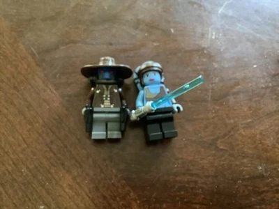 lego mini figuras cad bane y aayla de clon turbo tanque 2010 Foto 1 de 4